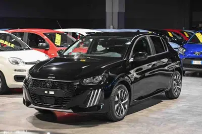 Peugeot 208 1.2 hybrid Active 100cv e-dcs 6 nuova a Pianezza