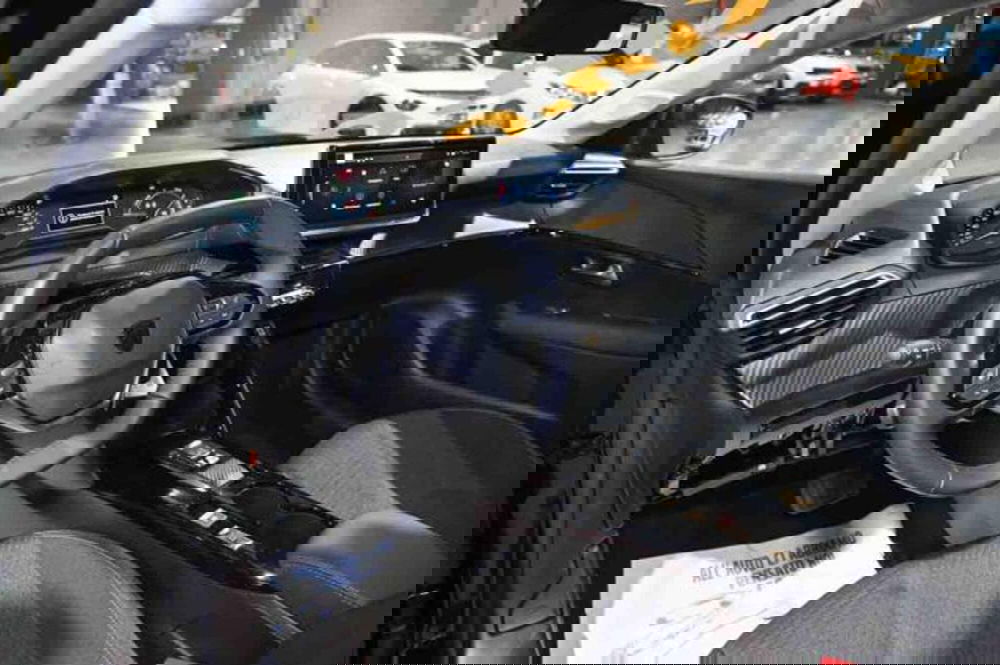 Peugeot 208 nuova a Torino (12)