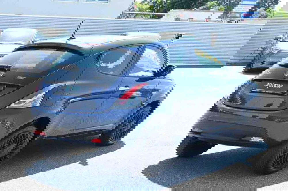 Lancia Ypsilon usata a Torino (3)