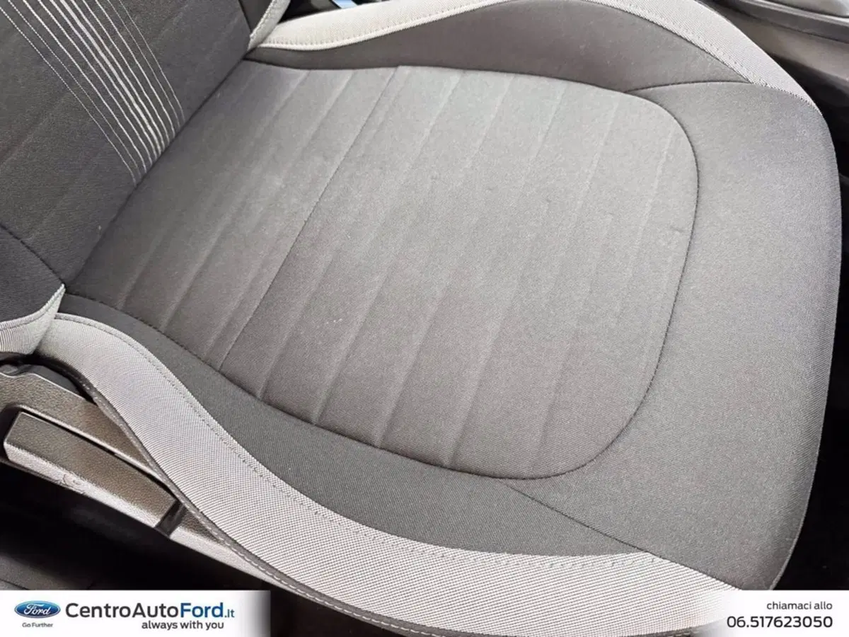 Hyundai i10 usata a Roma (8)