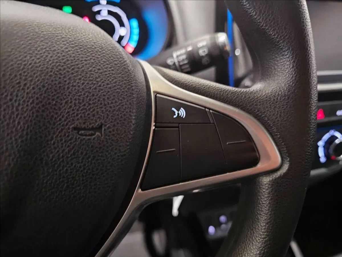 Dacia Spring usata a Palermo (13)
