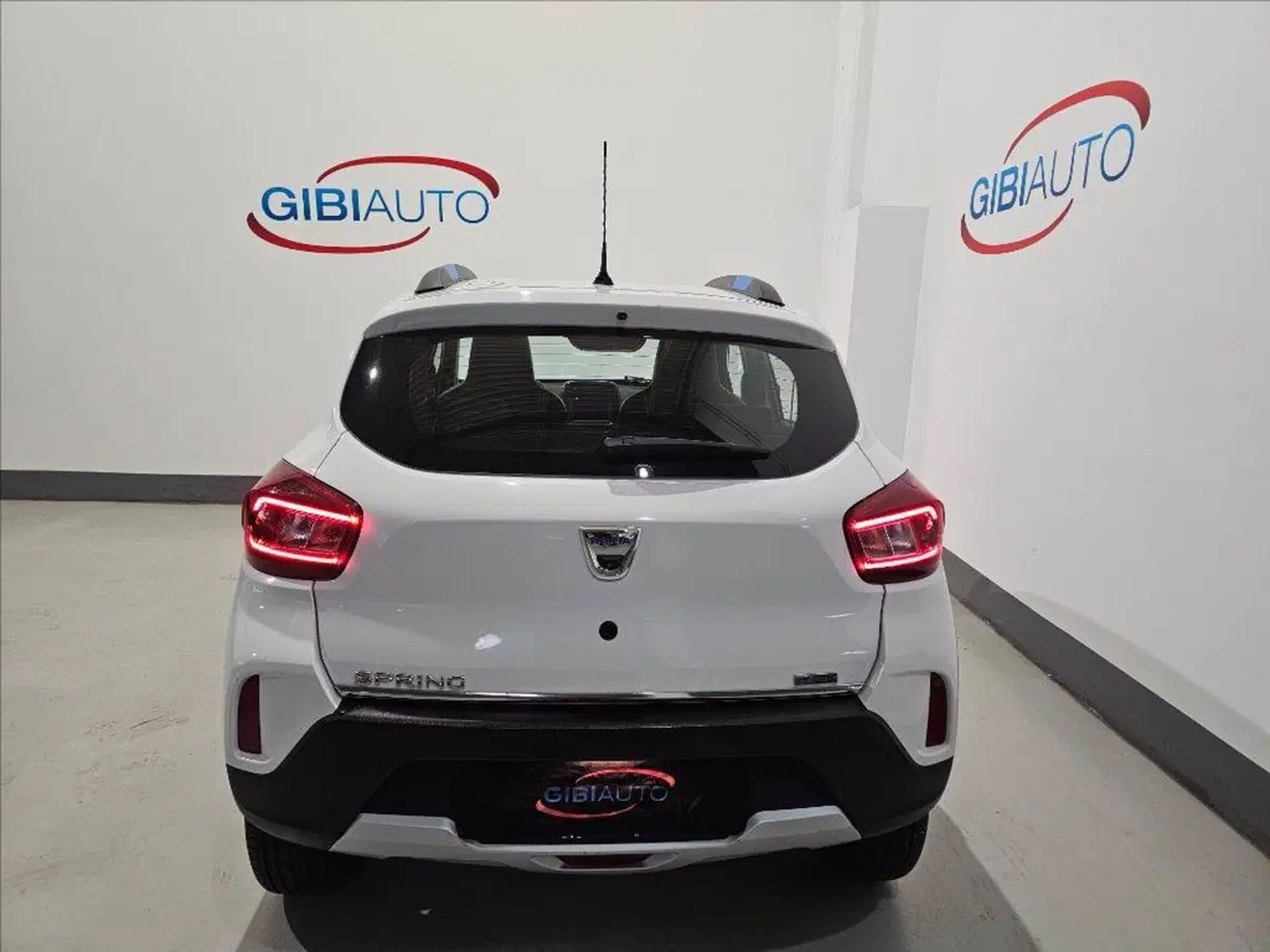 Dacia Spring usata a Palermo (8)