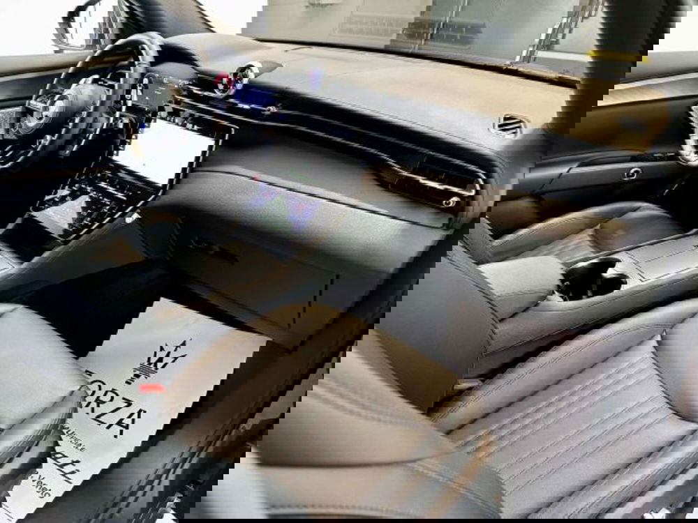 Maserati Grecale usata a Torino (12)