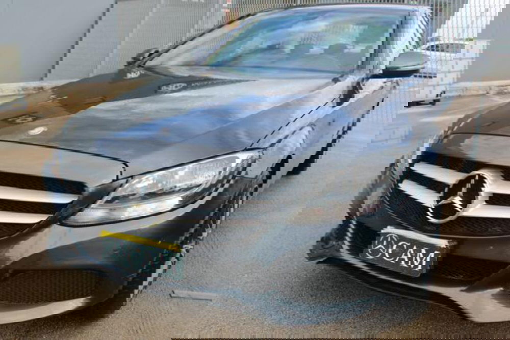 Mercedes-Benz Classe C usata a Lecce (3)