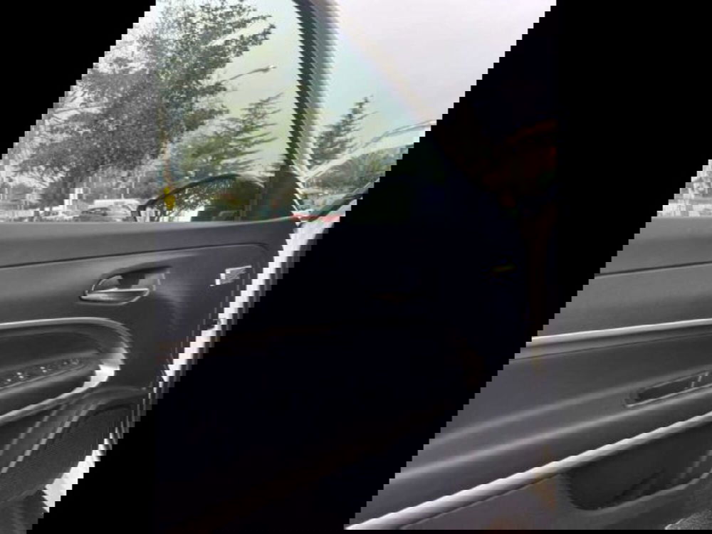 Jeep Avenger usata a Caltanissetta (16)