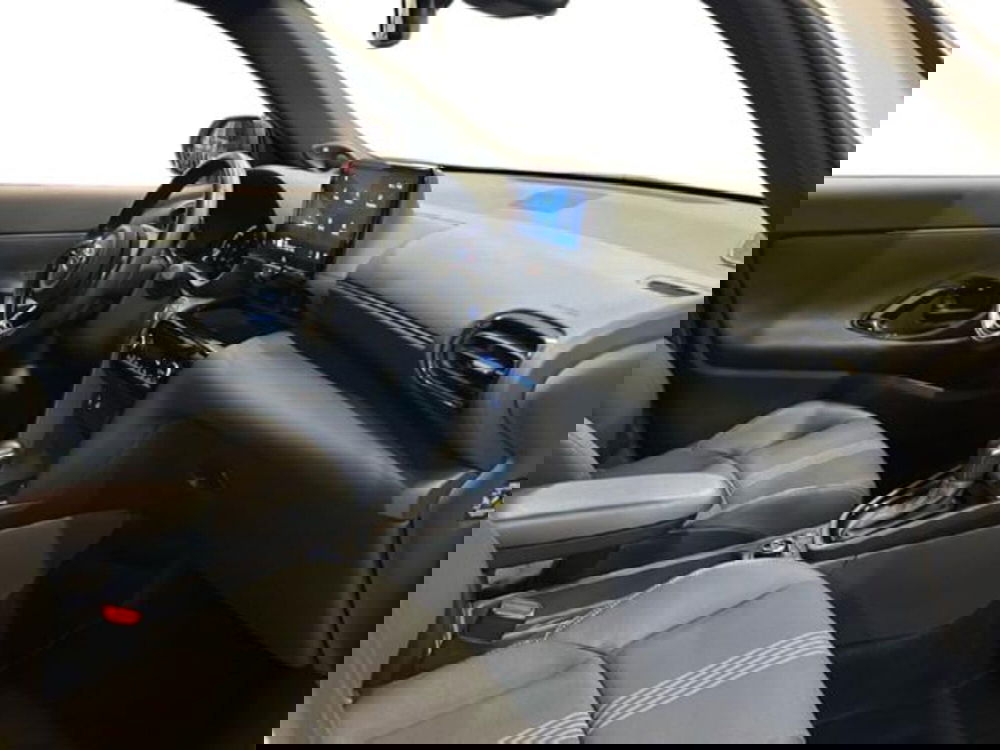 Toyota Yaris Cross usata a Vercelli (6)