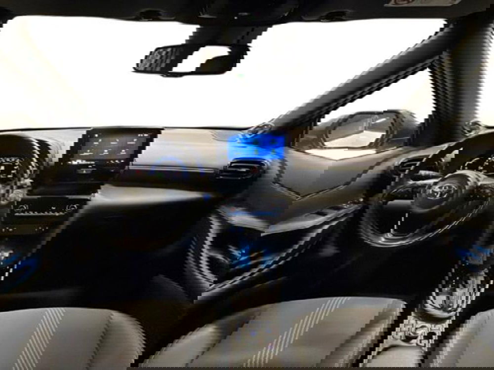 Toyota Yaris Cross usata a Vercelli (9)