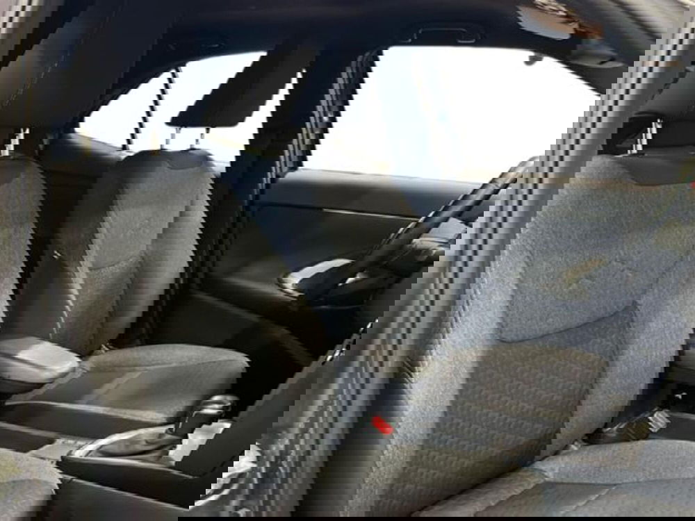 Toyota Yaris Cross usata a Vercelli (7)