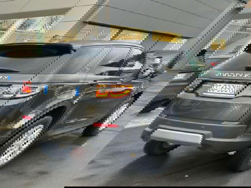 Land Rover Discovery Sport usata a Lucca (4)
