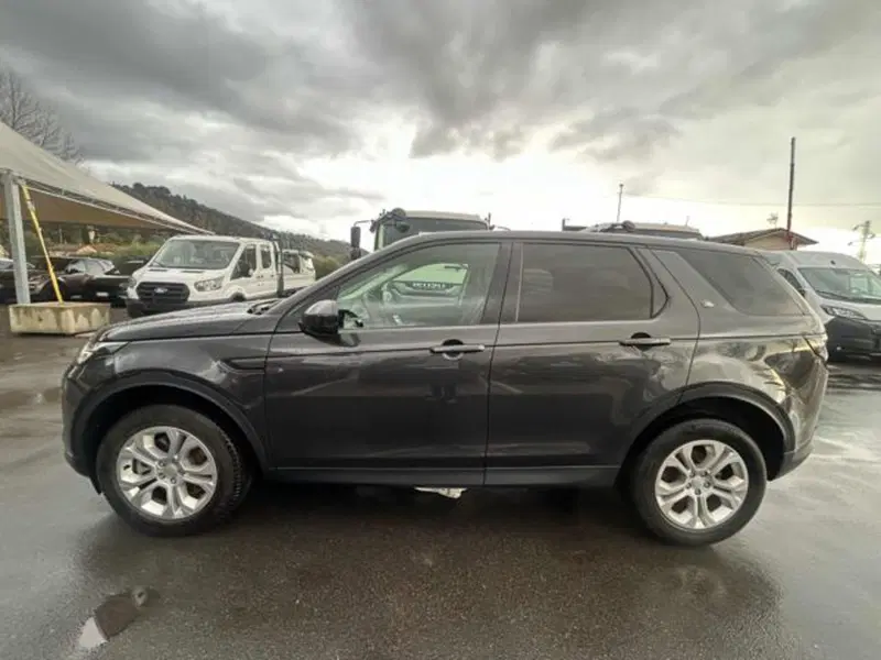 Land Rover Discovery Sport usata a Lucca (7)