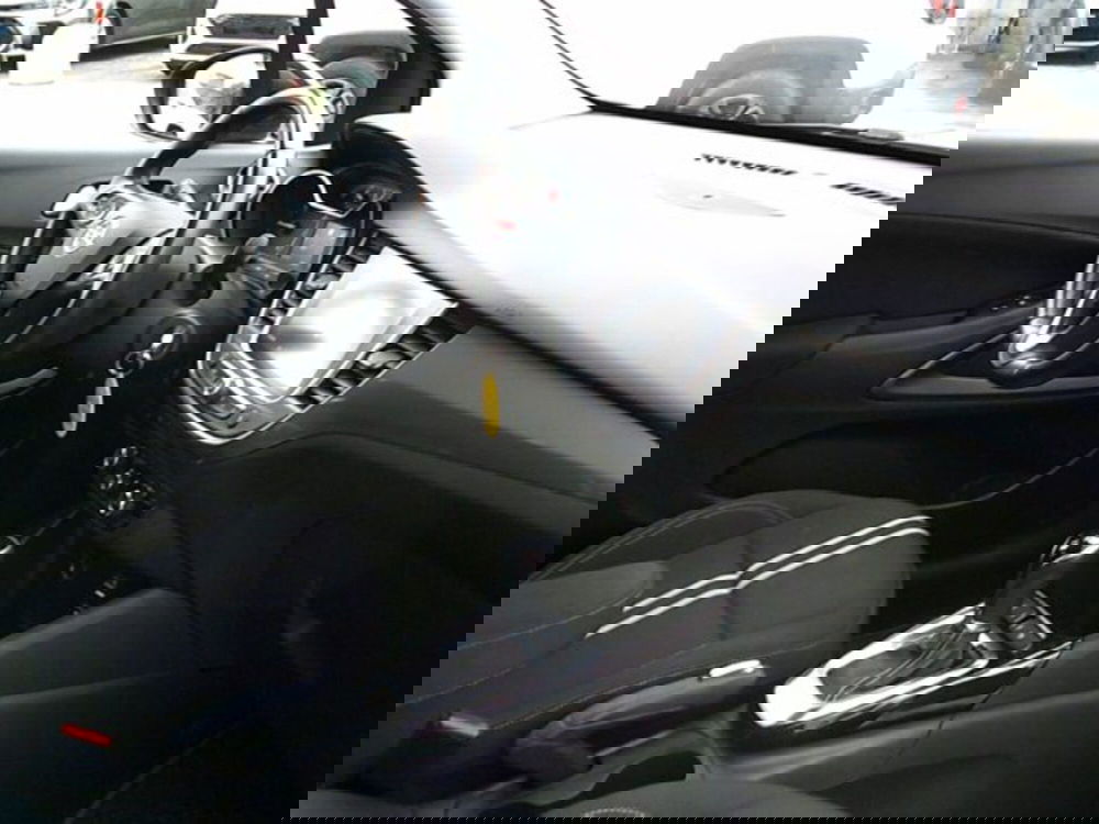 Opel Crossland usata a Novara (6)