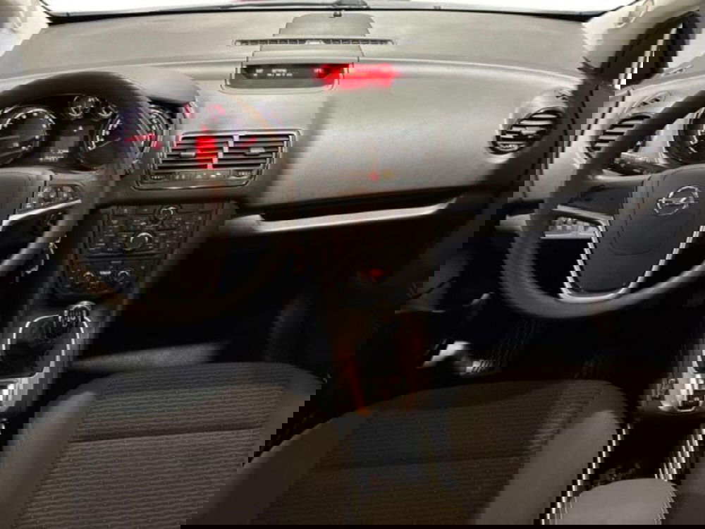 Opel Meriva usata a Ancona (11)