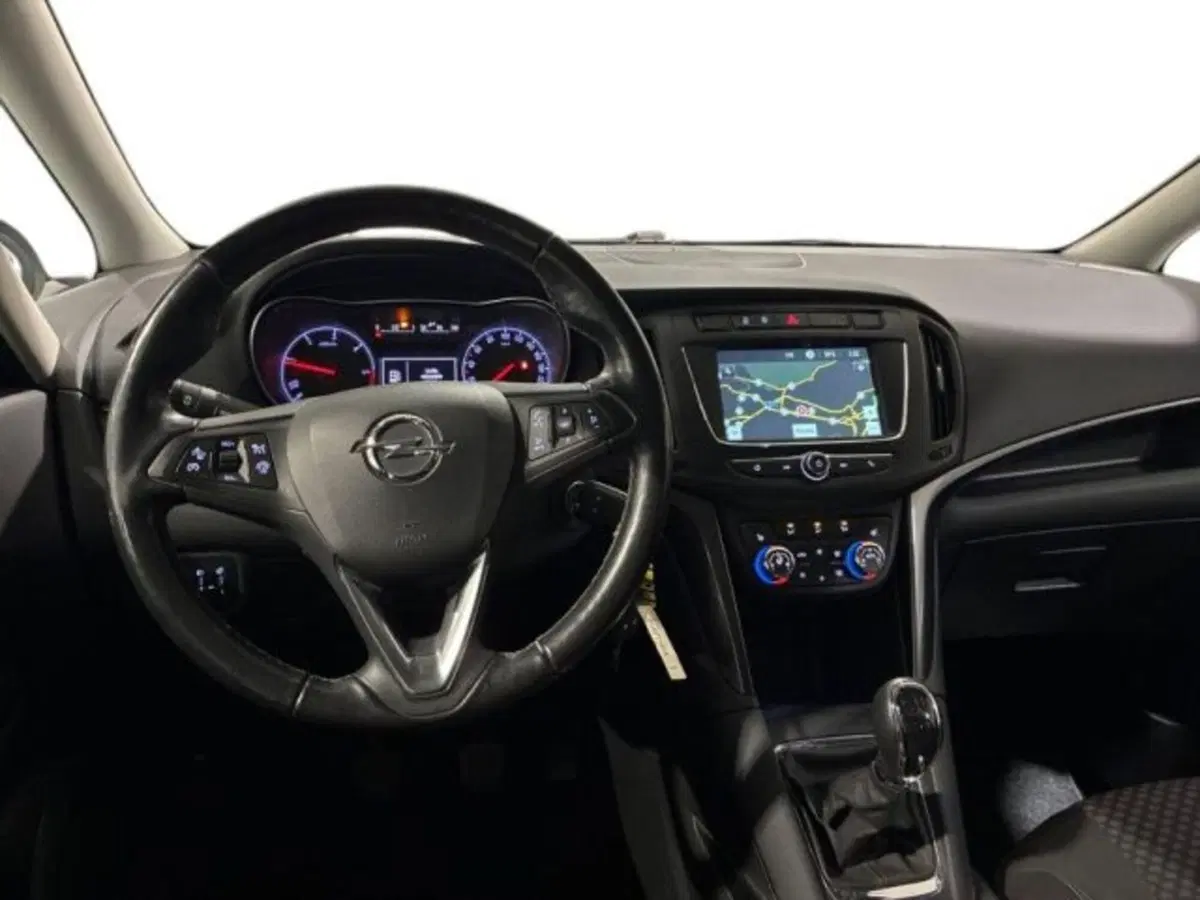 Opel Zafira usata a Ancona (10)