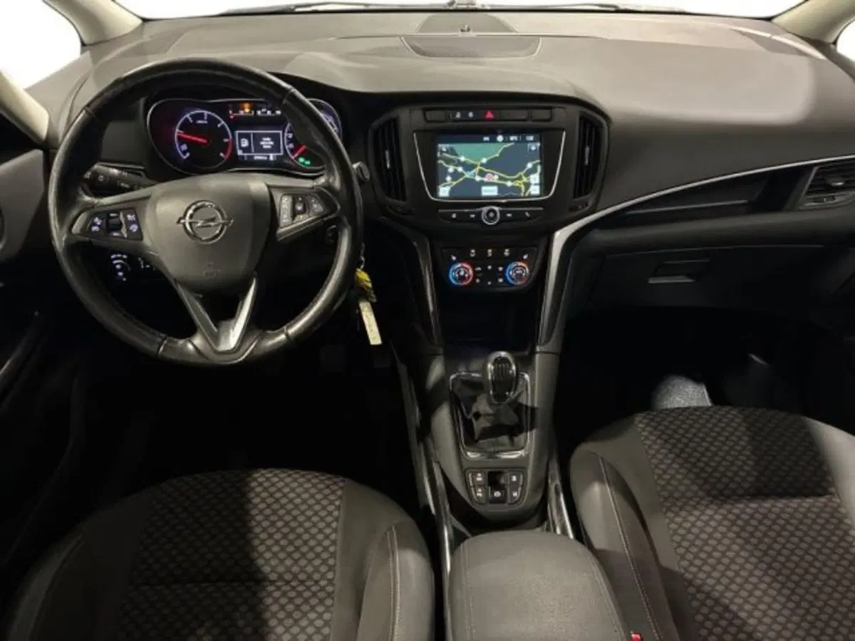 Opel Zafira usata a Ancona (11)