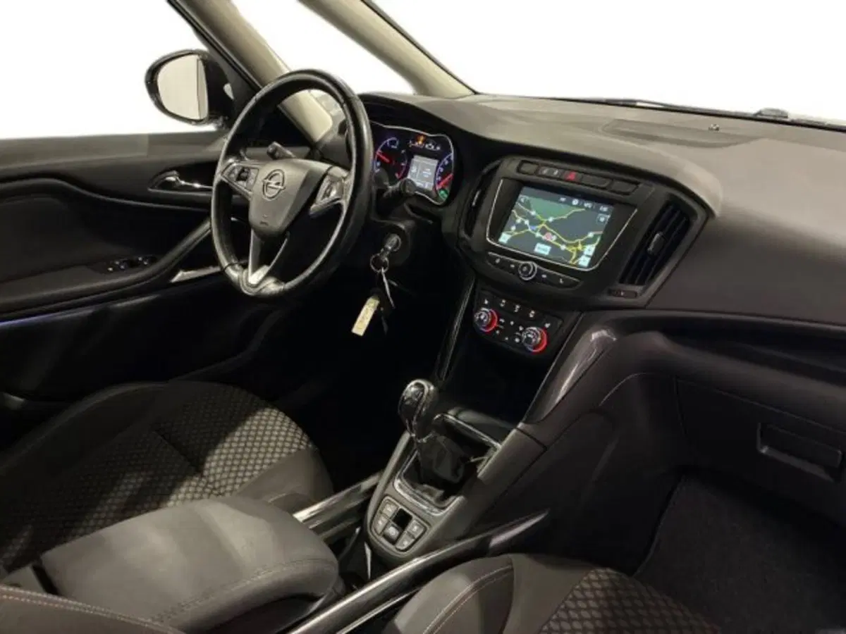 Opel Zafira usata a Ancona (15)