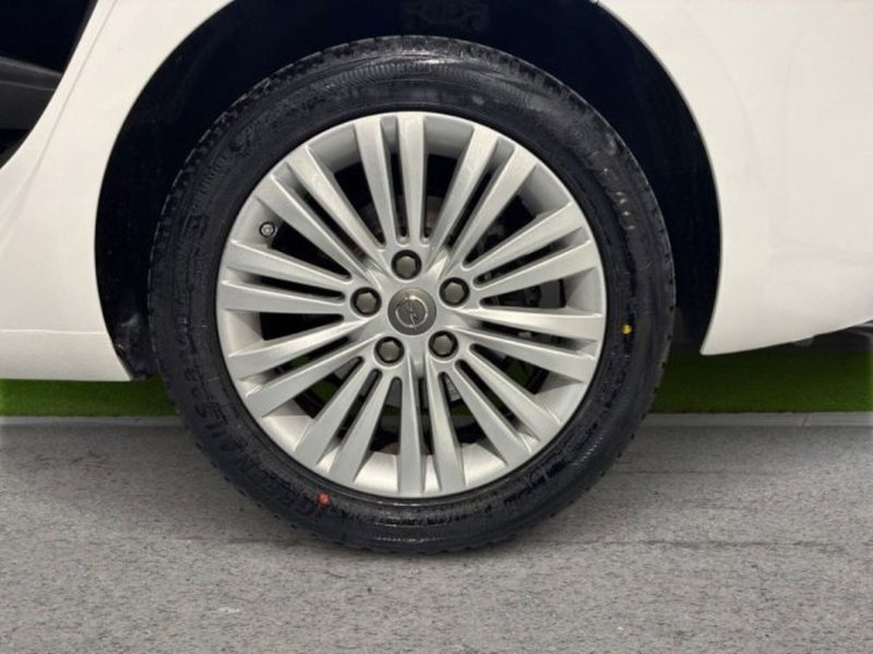 Opel Zafira usata a Ancona (8)