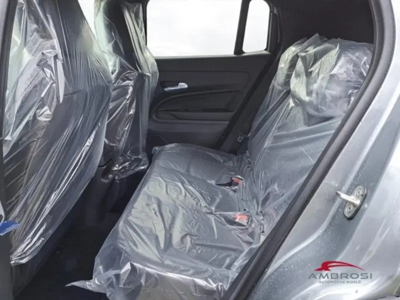 Jeep Avenger nuova a Perugia (11)