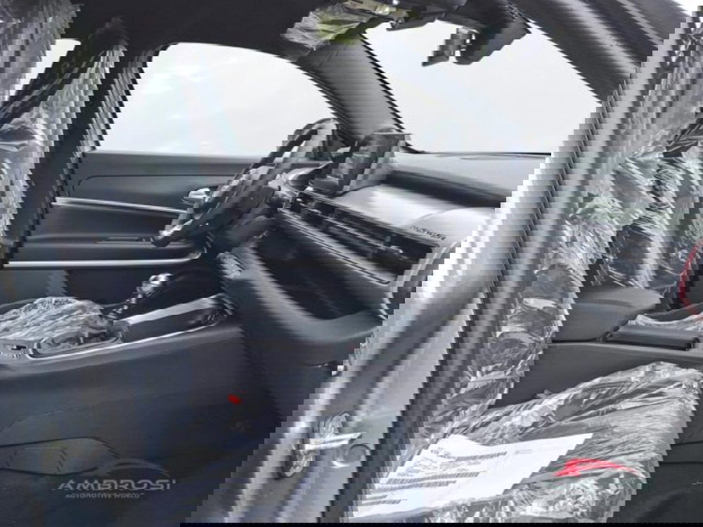 Jeep Avenger nuova a Perugia (12)