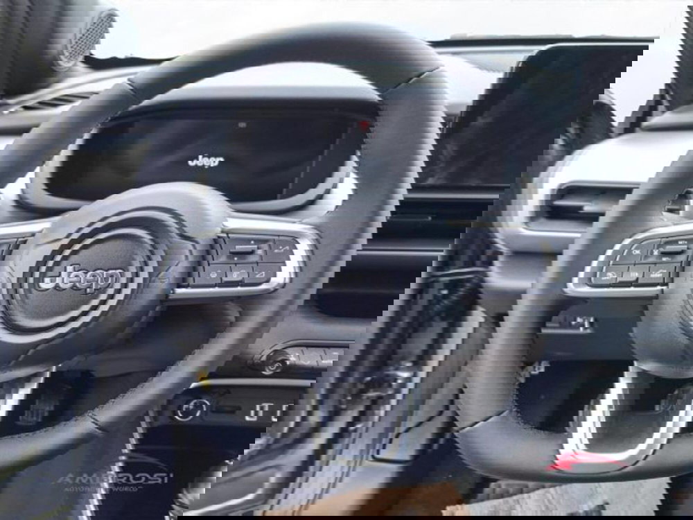 Jeep Avenger nuova a Perugia (13)