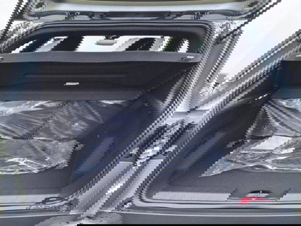 Jeep Avenger nuova a Perugia (9)