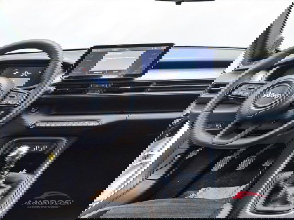 Jeep Avenger nuova a Perugia (15)