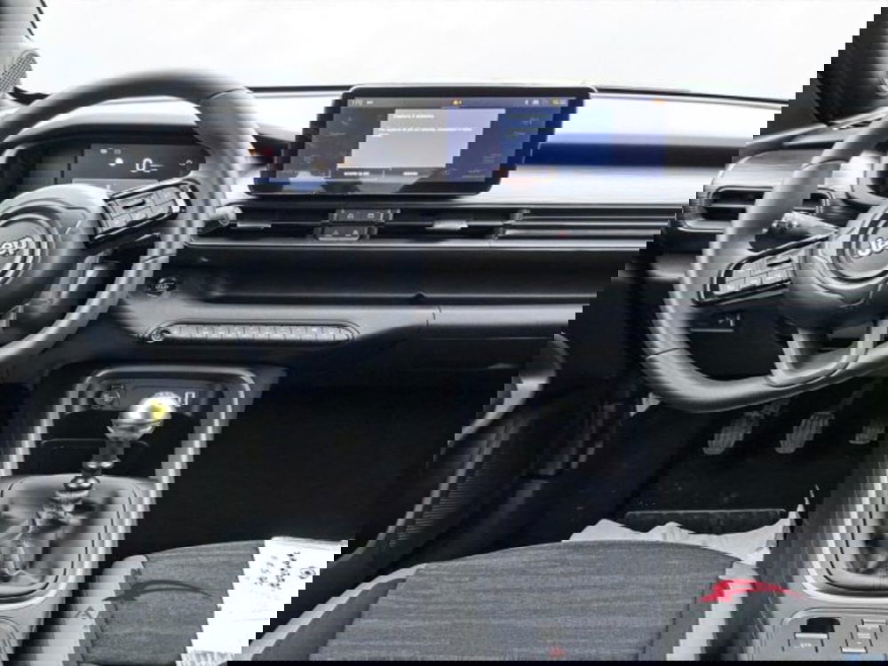 Jeep Avenger nuova a Perugia (15)