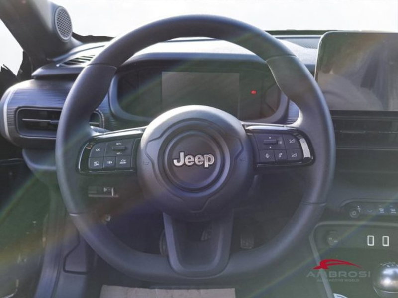 Jeep Avenger nuova a Perugia (14)