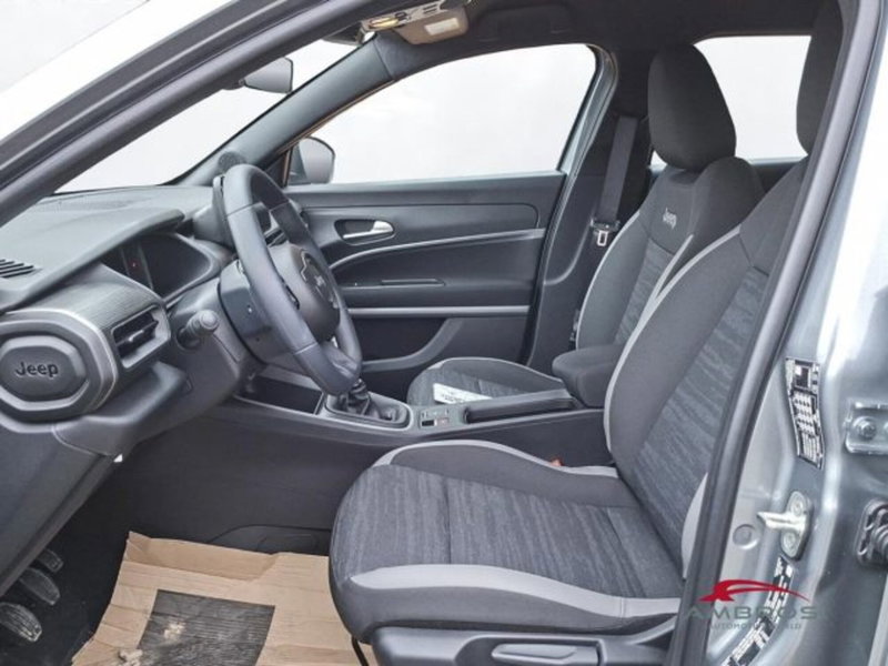 Jeep Avenger nuova a Perugia (10)