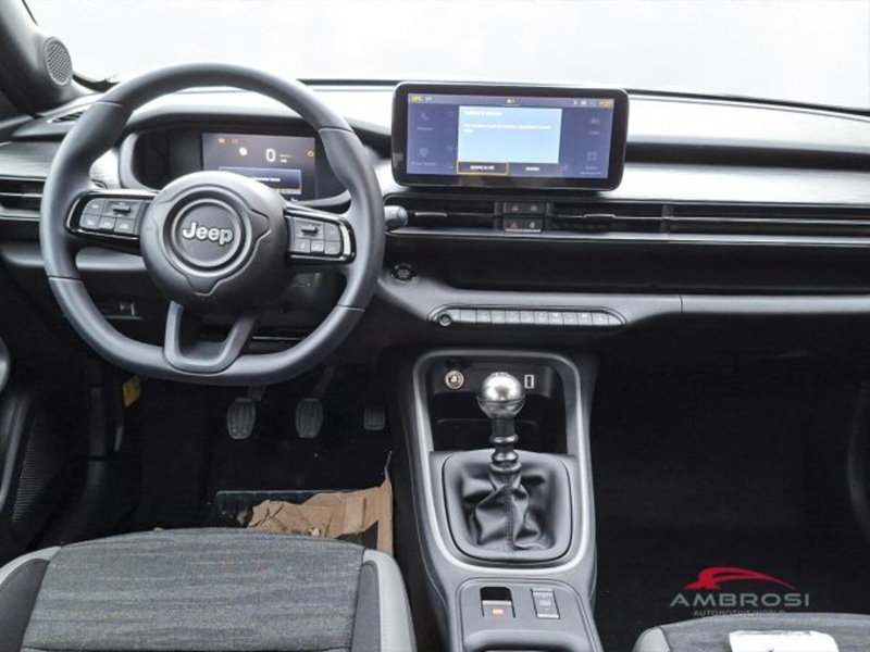 Jeep Avenger nuova a Perugia (15)