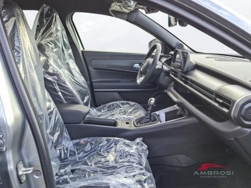 Jeep Avenger nuova a Perugia (12)