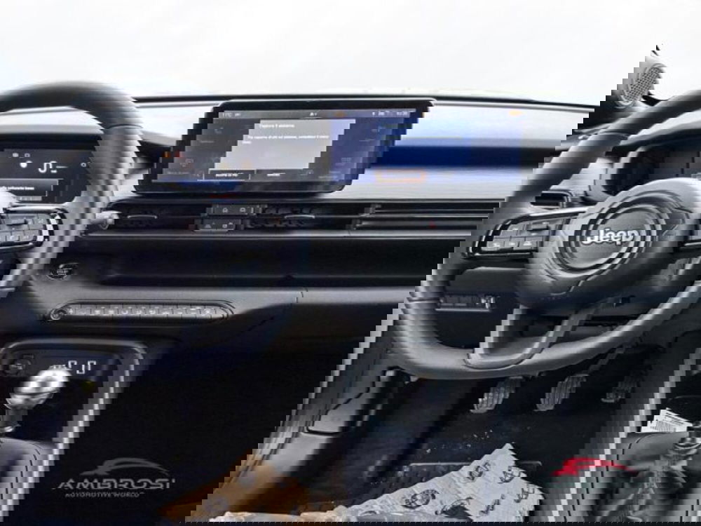 Jeep Avenger nuova a Perugia (15)