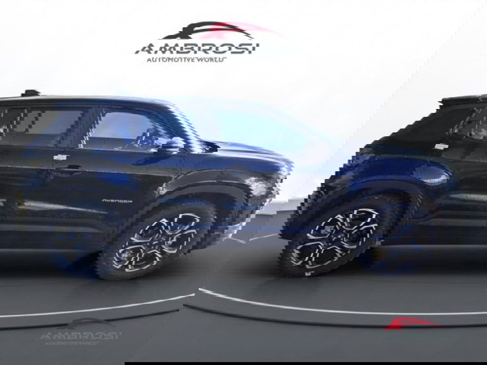 Jeep Avenger nuova a Perugia (5)