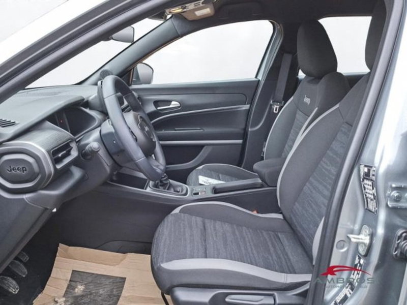 Jeep Avenger nuova a Perugia (10)