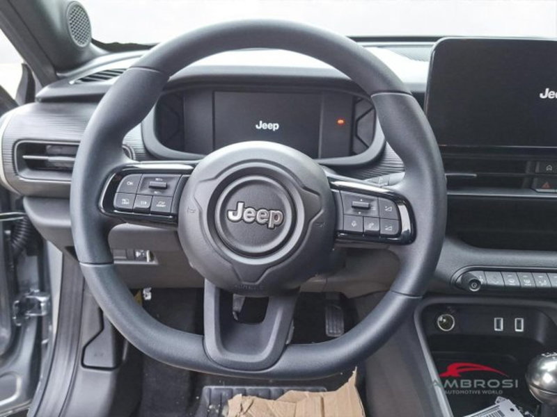 Jeep Avenger nuova a Perugia (14)