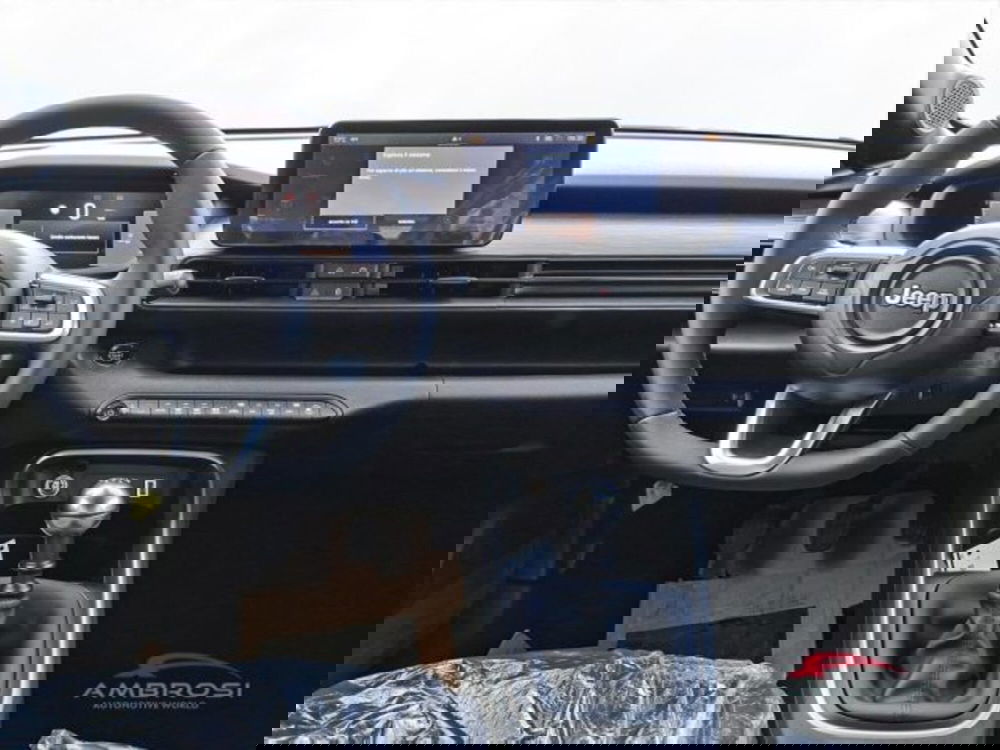 Jeep Avenger nuova a Perugia (15)