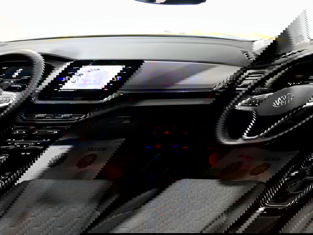 Volkswagen T-Cross usata a Padova (11)