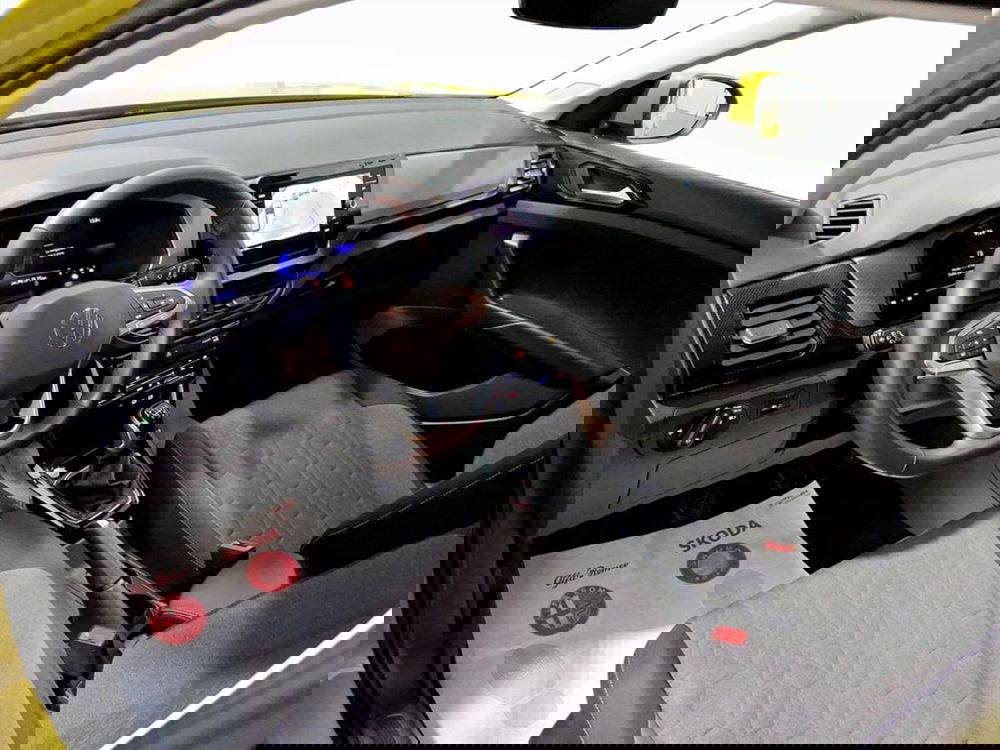 Volkswagen T-Cross usata a Padova (12)