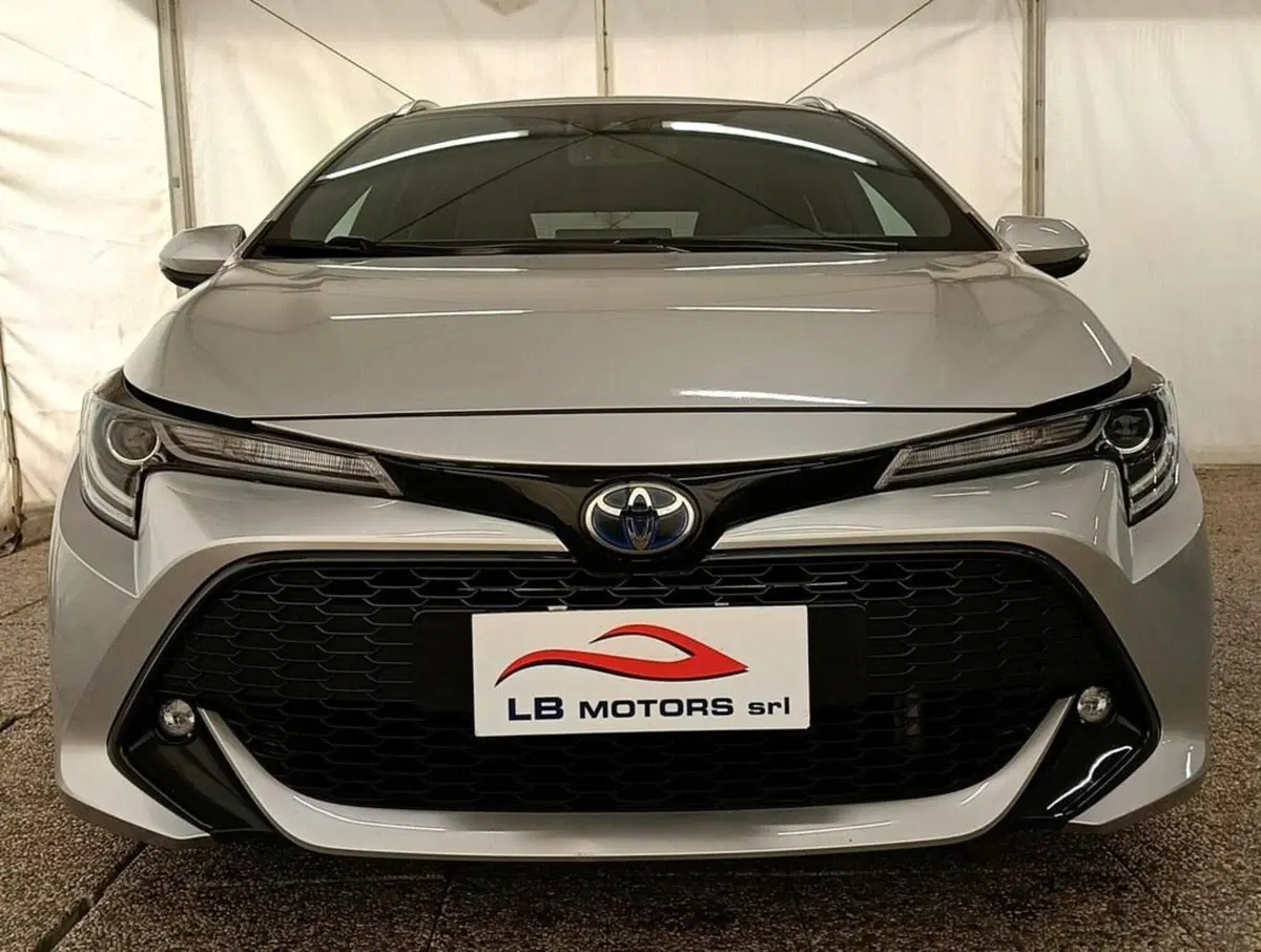 Toyota Corolla Touring Sports nuova a Monza e Brianza (2)