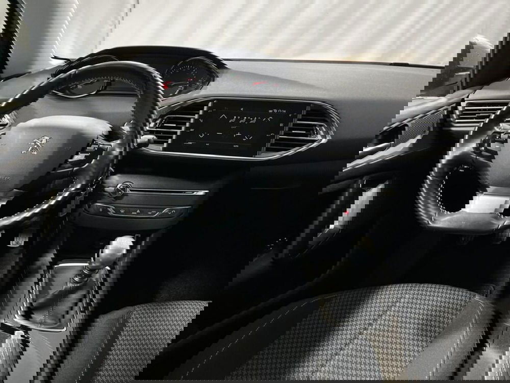 Peugeot 308 usata a Sondrio (13)