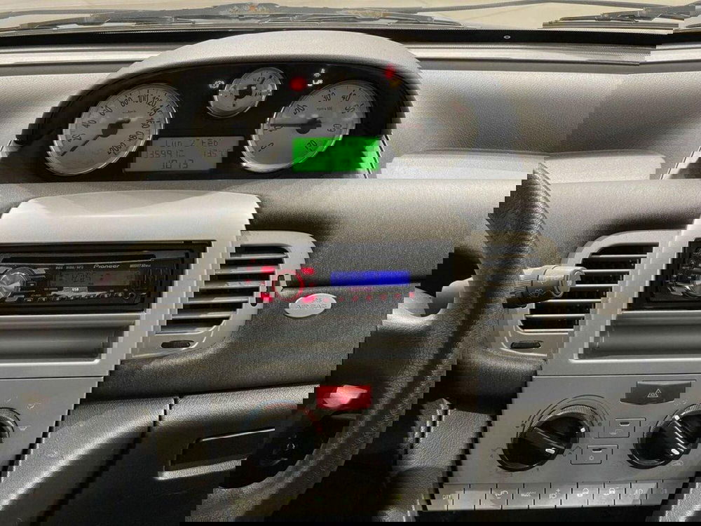 Lancia Ypsilon usata a Sondrio (13)