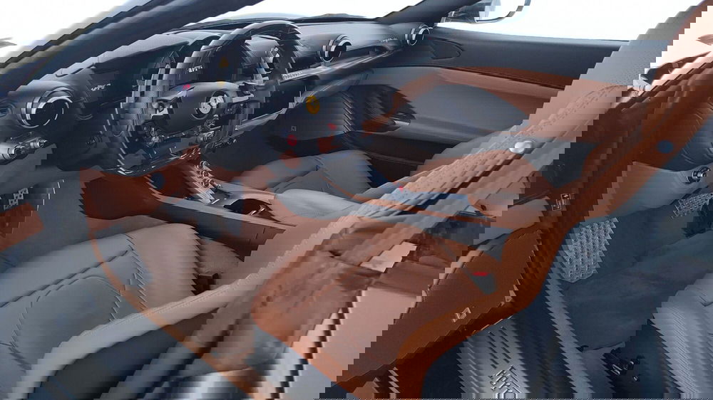 Ferrari Portofino Spider usata a Perugia (12)