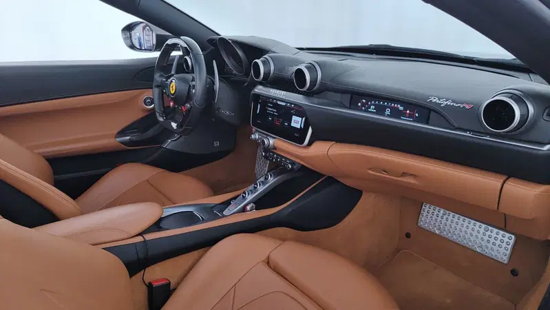 Ferrari Portofino Spider usata a Perugia (20)