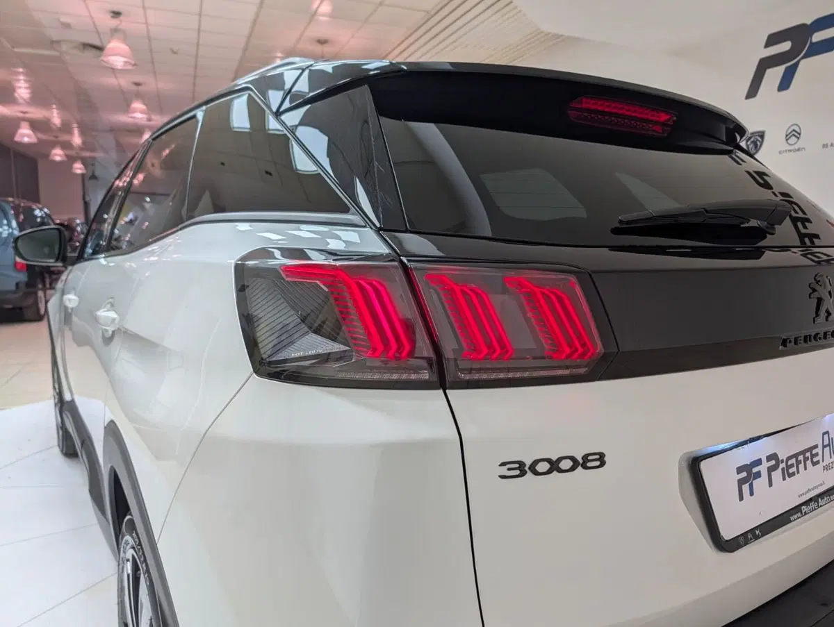 Peugeot 3008 usata a Teramo (9)