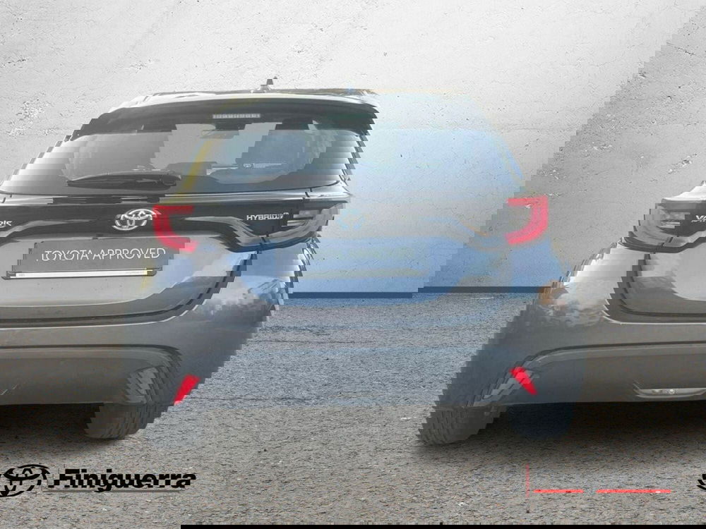 Toyota Yaris usata a Lecco (4)