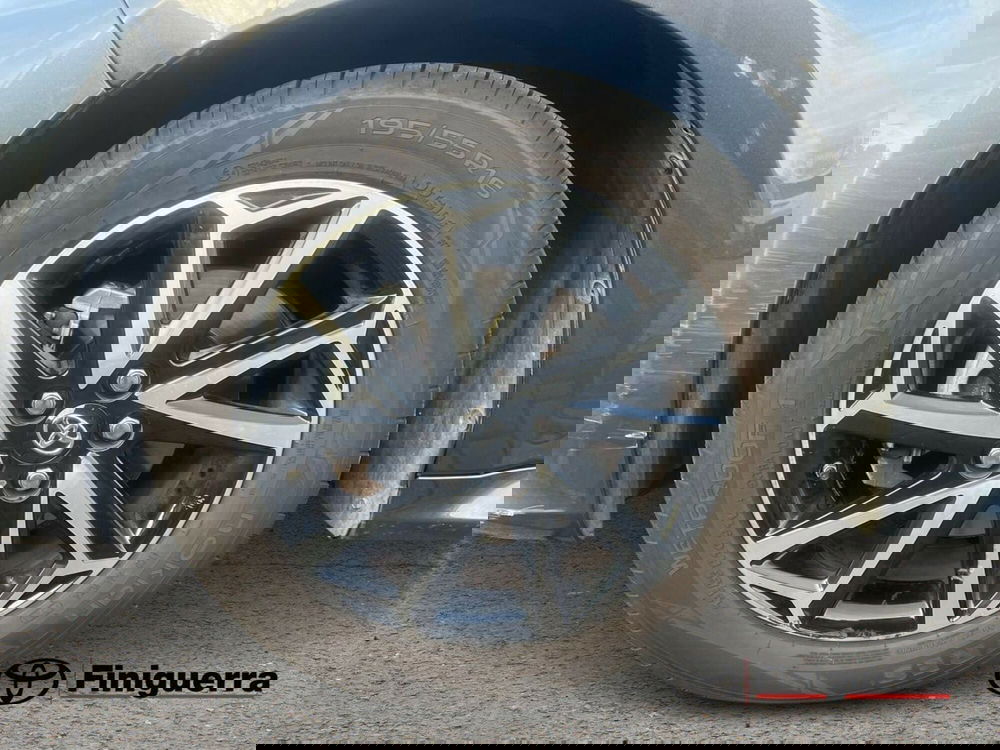 Toyota Yaris usata a Lecco (8)