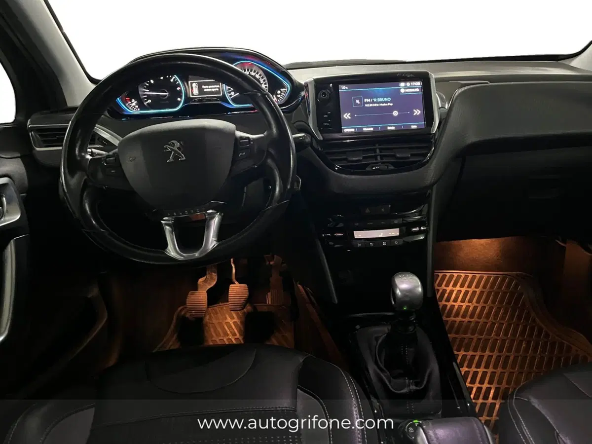 Peugeot 2008 usata a Modena (10)