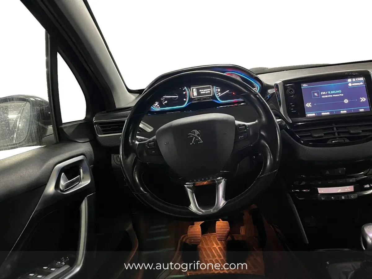 Peugeot 2008 usata a Modena (12)