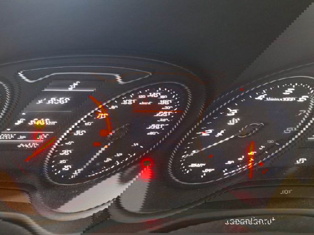 Audi Q2 usata a Salerno (10)