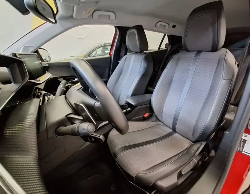 Peugeot 2008 usata a Ferrara (11)