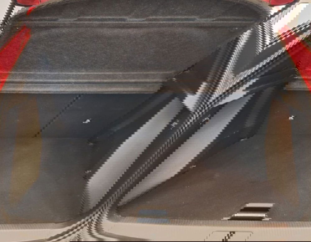 Peugeot 2008 usata a Ferrara (9)